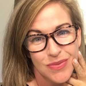 Meet your Posher, Becky